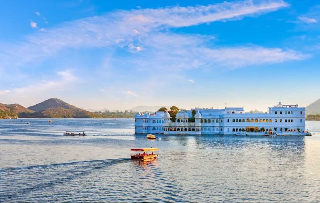 Lake-Pichola