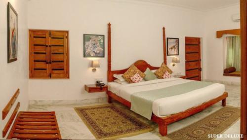 book super deluxe room in udaipur (2)