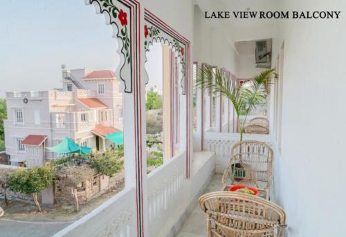 deluxe-room-in-udaipur
