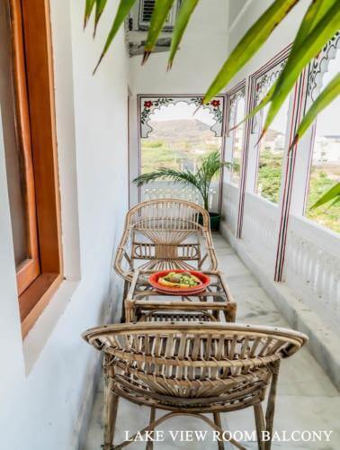 lake-view-room-in-udaipur